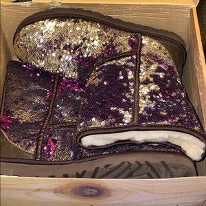 Sparkling Reversible Uggs